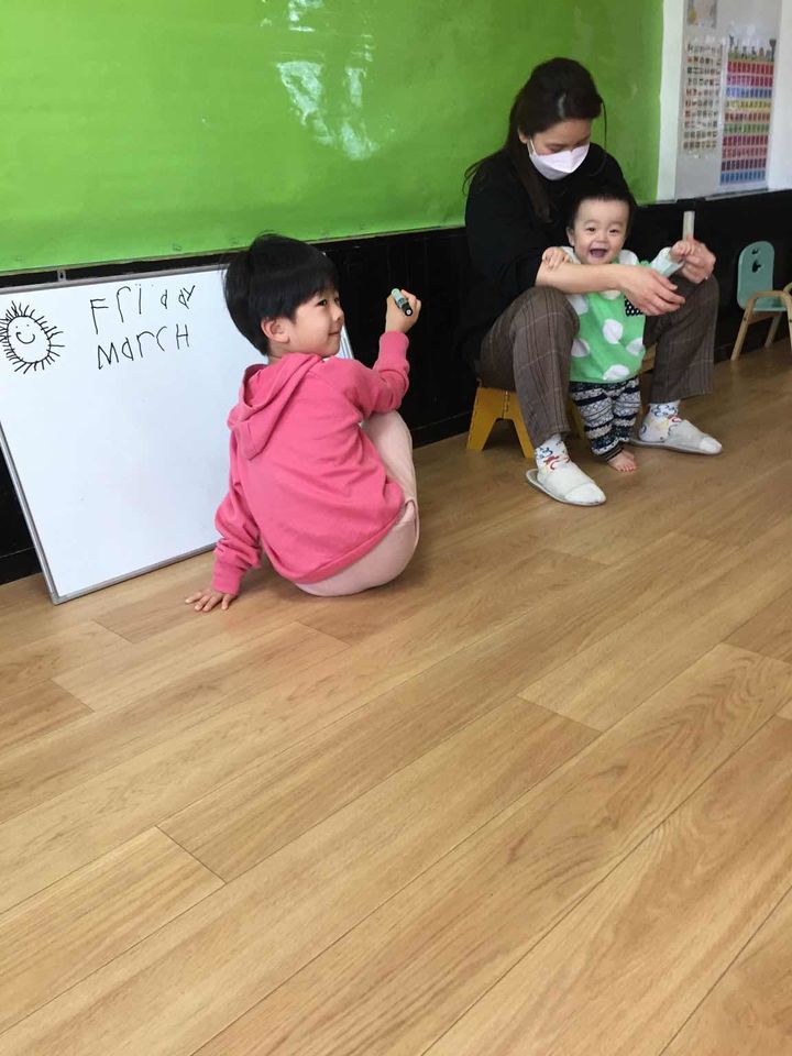 5e44197b-86c0-49b8-b879-ffaf7e8c71af.jpg